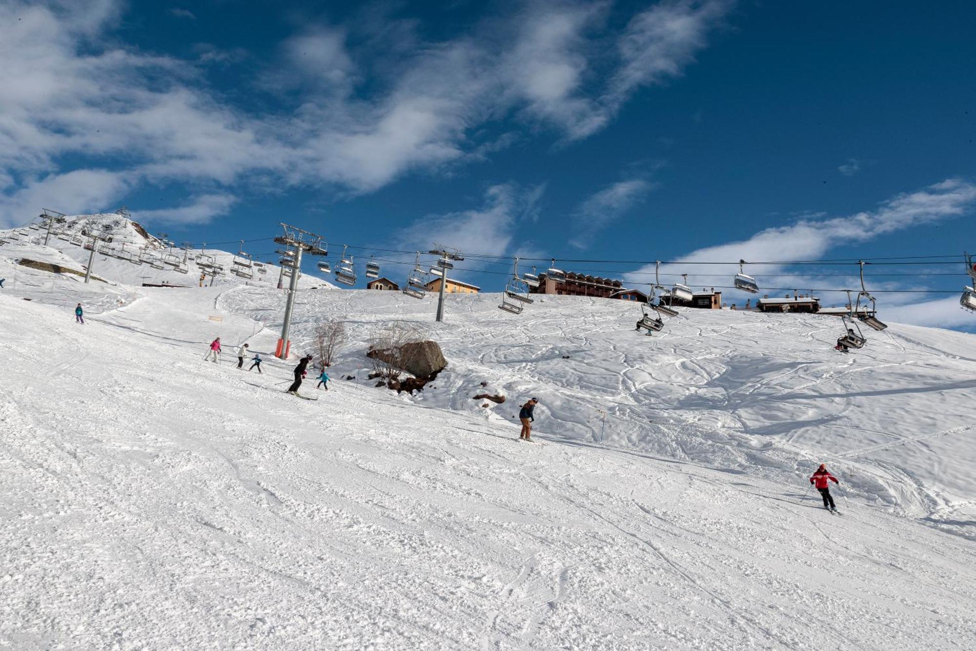 Hellochalet - Maison Paquier - Family Ski Holiday In The Resort Center Valtournenche Exterior photo